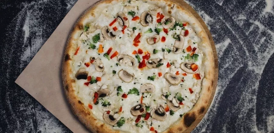 Пиццерия Local Pizza в Туапсе: Бизнес-ланч, Заказ навынос, Доставка, Пиццерии, Быстрое питание, Вегетарианская кухня,