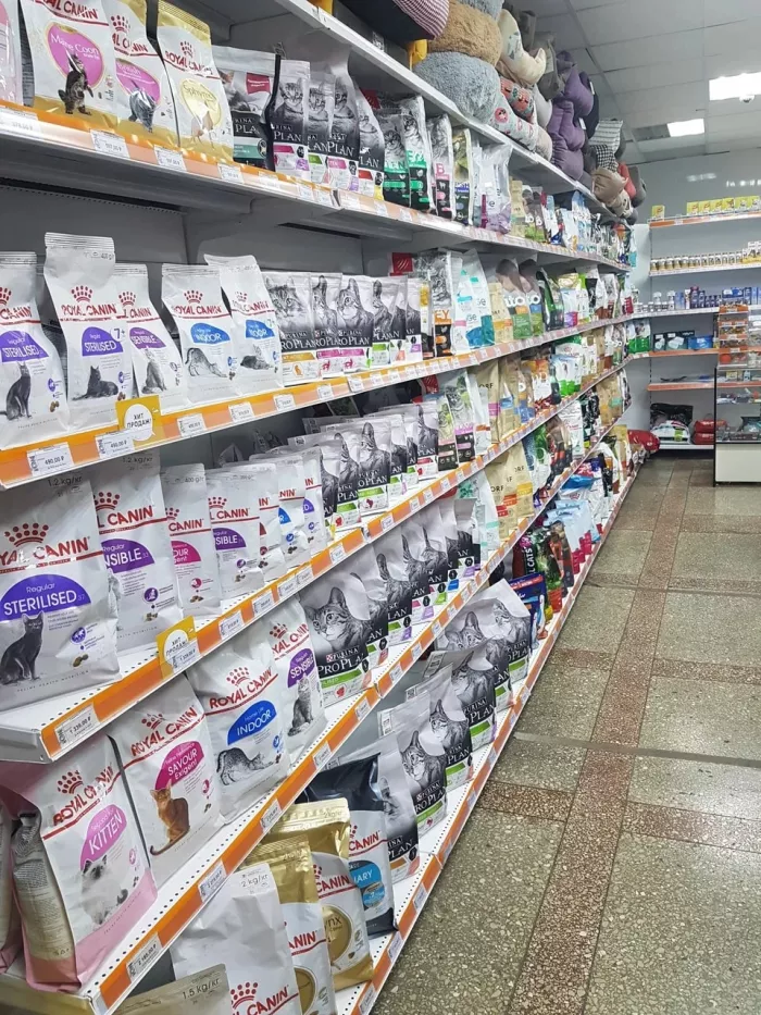 Зоомагазин "Нора" на Тоннельной.