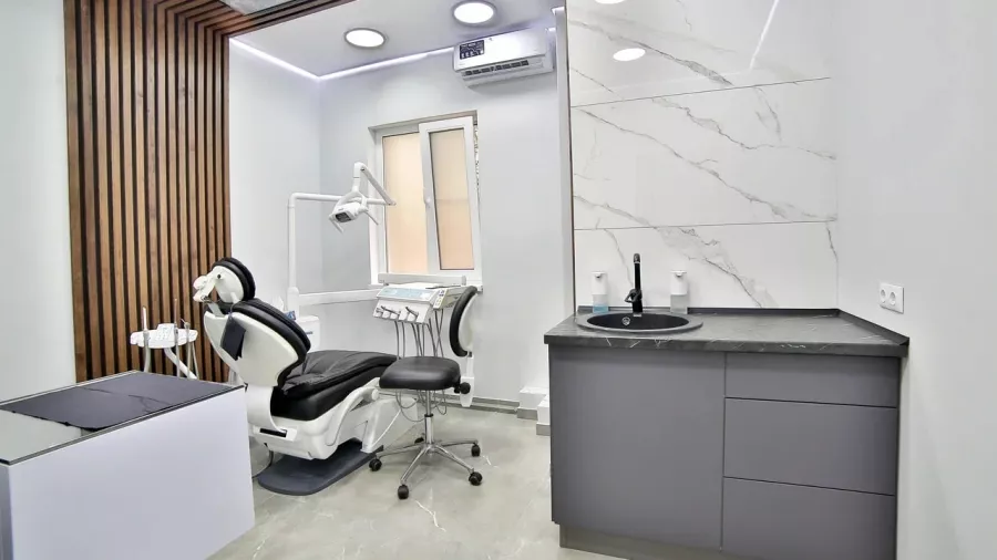 Стоматология MM-Clinic в Сочи: Зубы, Ортодонт, Брекеты, Лечение кариеса, Установка имплантов,