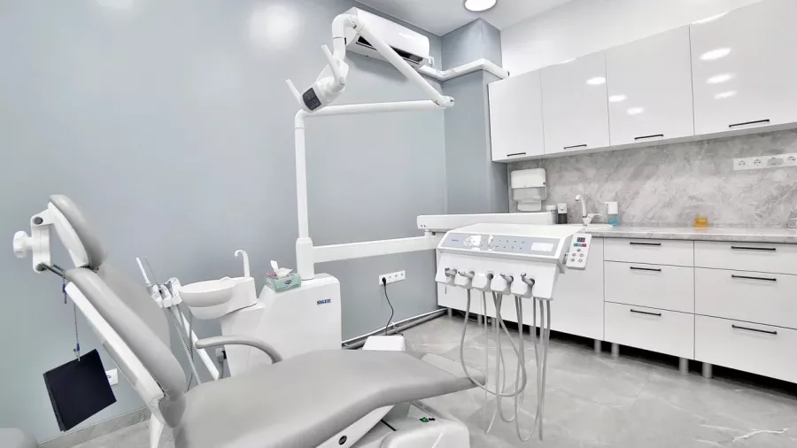 Стоматология MM-Clinic в Сочи: Зубы, Ортодонт, Брекеты, Лечение кариеса, Установка имплантов,