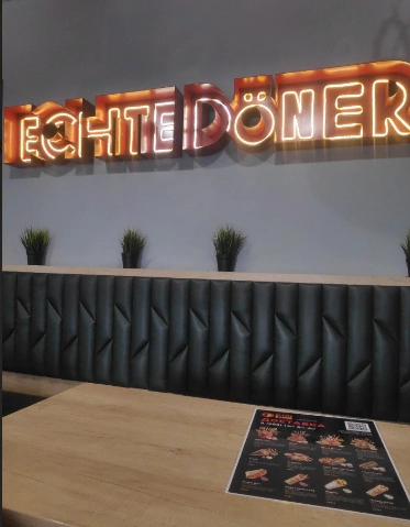Кафе Echte Doner в Туапсе: Заказ навынос, Куриные крылышки, Хот-доги, Кавказская кухня, Детский уголок, Блюда на гриле,