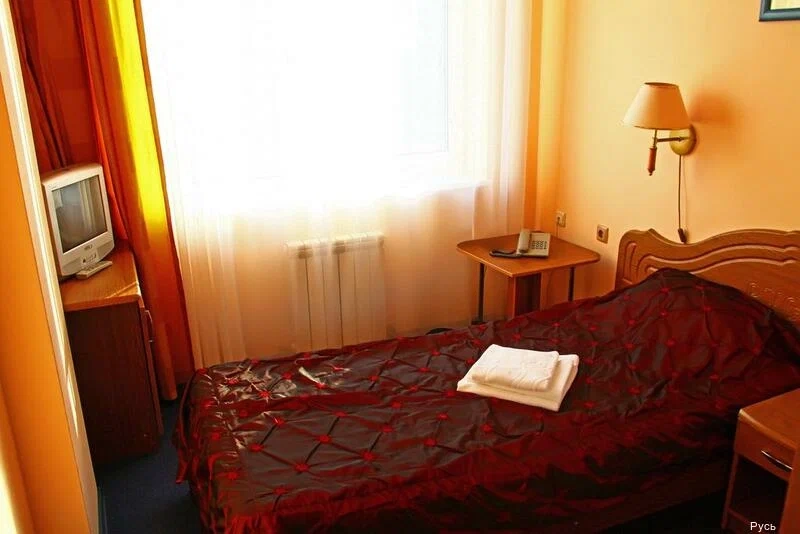 Гостиница Русь в Туапсе: Можно с животными, Хранение багажа, Сейф в номерах , Парковка, Прачечная, Кондиционер в номерах,