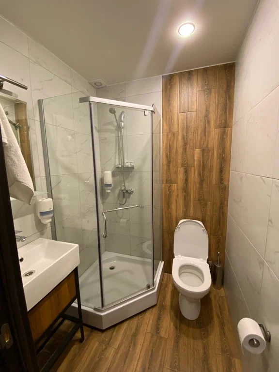Отель Smart hotel neo в Туапсе: Можно с животными, Cейф в номерах, Кондиционер в номерах, Почасовая оплата,