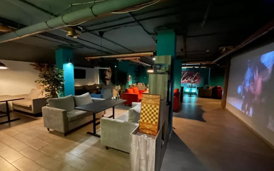 Лаундж-бар ChillOut cube в Краснодаре: Кальян, Кальянная, Лаундж, Бар, Компания, Музыкально,