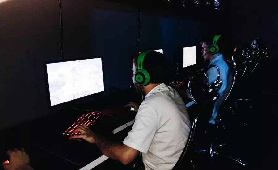 Компьютерный клуб M16 в Краснодаре: Компьютерный клуб, Games, Развлечение, Компьютерные игры, Круглосуточно,