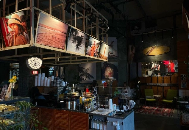 Кофейня Surf Coffee в Адлере: Кофе на вынос, Доставка, Фастфуд, Завтрак, Терраса,