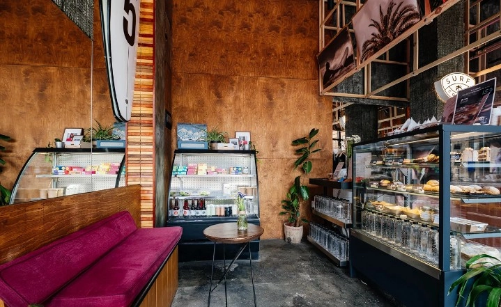Кофейня Surf Coffee в Адлере: Кофе на вынос, Доставка, Фастфуд, Завтрак, Терраса,