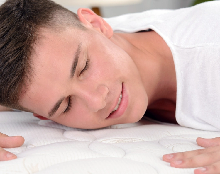 Клининговая компания Dream Home Cleaning Services Dubai в Дубаи: Чистый дом , Химчистка авто , Генеральная уборка , Чистка ковра , Санитарная обработка ,
