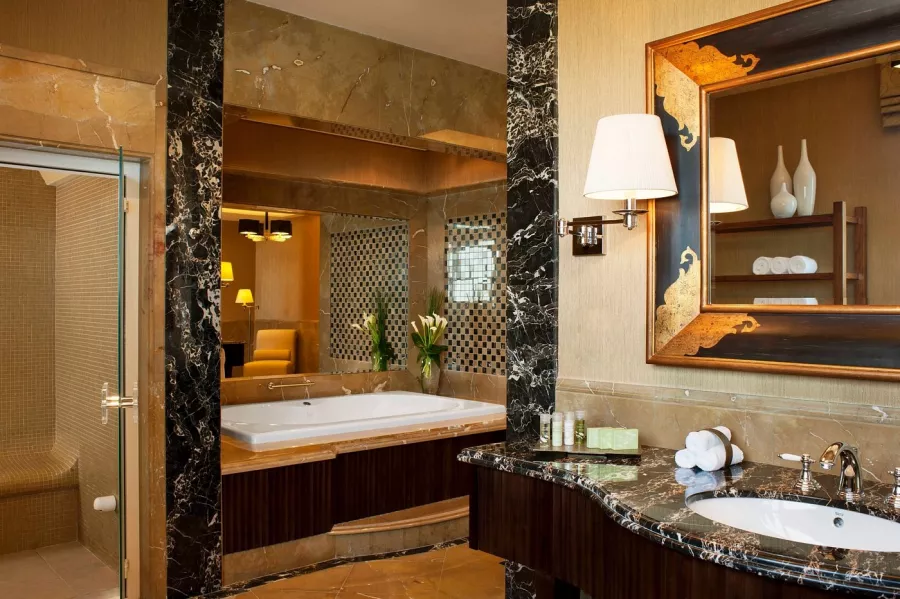 Отель The Westin Dubai Mina Seyahi Beach Resort & Marina 5* в Дубаи: Аквапарк , Эксклюзивный отель , Отель премиум , Спа комплекс , Детская зона , Финтес ,