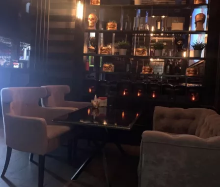 Lounge Bar "DaVinci"