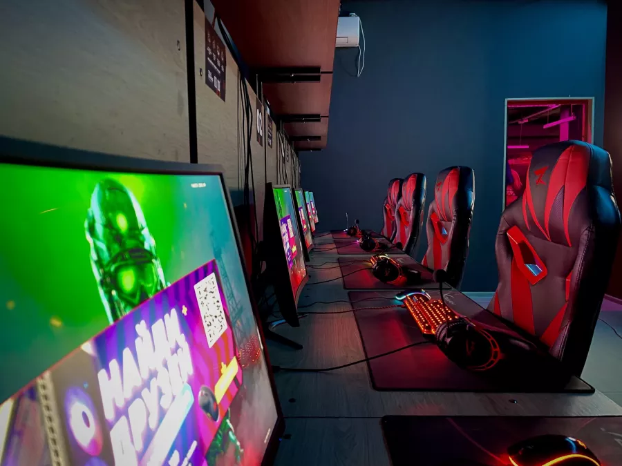 Компьютерный клуб True Gamers в Краснодаре: Компьютерный клуб, Компьютерные игры, Games, Развлечение, Круглосуточно,