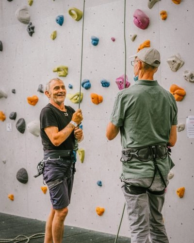 Скалодром Dorell Climbing Center в Дубаи: Скалолазание , Фитнес, Скалолазание по канату , Тренеры , Альпинизм ,