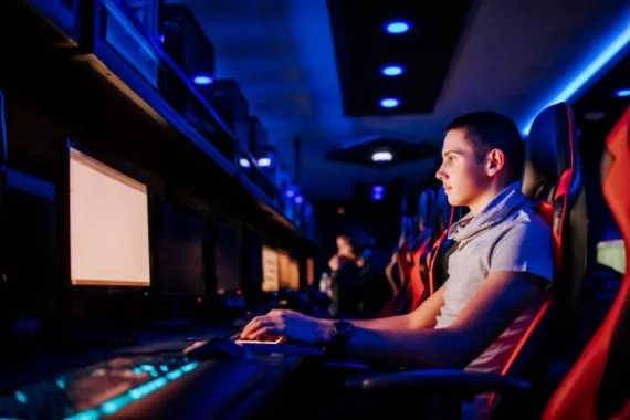Интернет-кафе "Ag Game Zone".