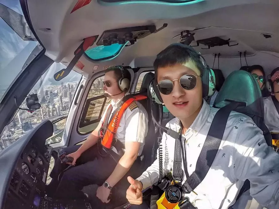 Экскурсии на вертолете Helicopter Dubai в Дубаи: Полет , Город с высока , Достопримечательности Дубая , Обзорная экскурсия ,