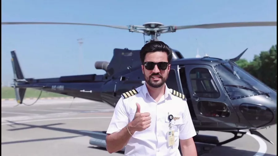 Экскурсии на вертолете Helicopter Dubai в Дубаи: Полет , Город с высока , Достопримечательности Дубая , Обзорная экскурсия ,