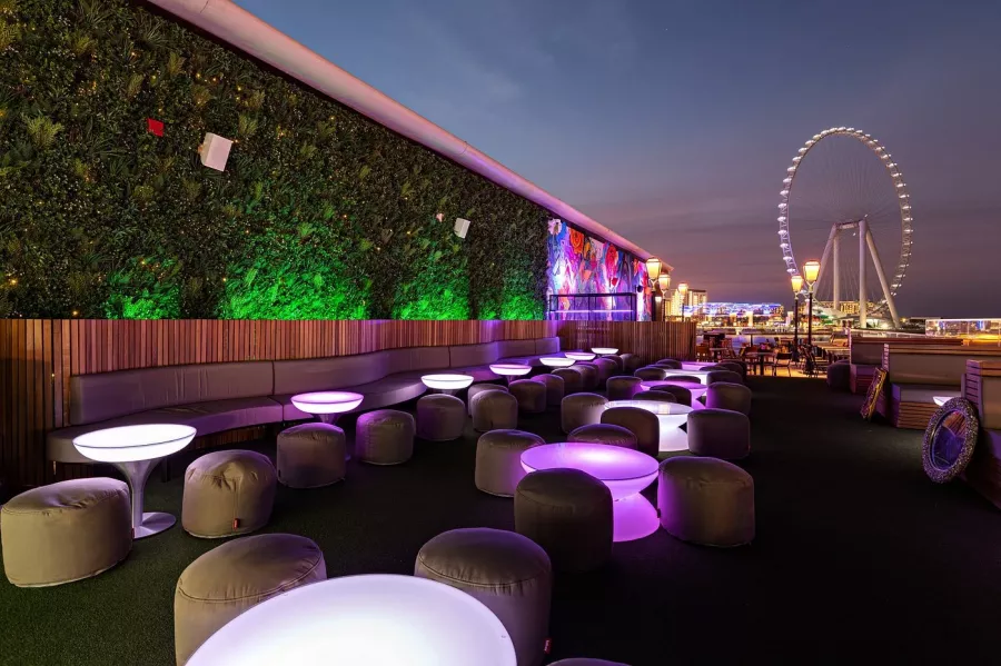 Клуб и бар Bla Bla Dubai в Дубаи: Бар, Вечеринки, Пляж, Бассейн, Мода,