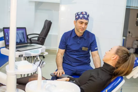 Стоматологическая клиника "Royal Dental".