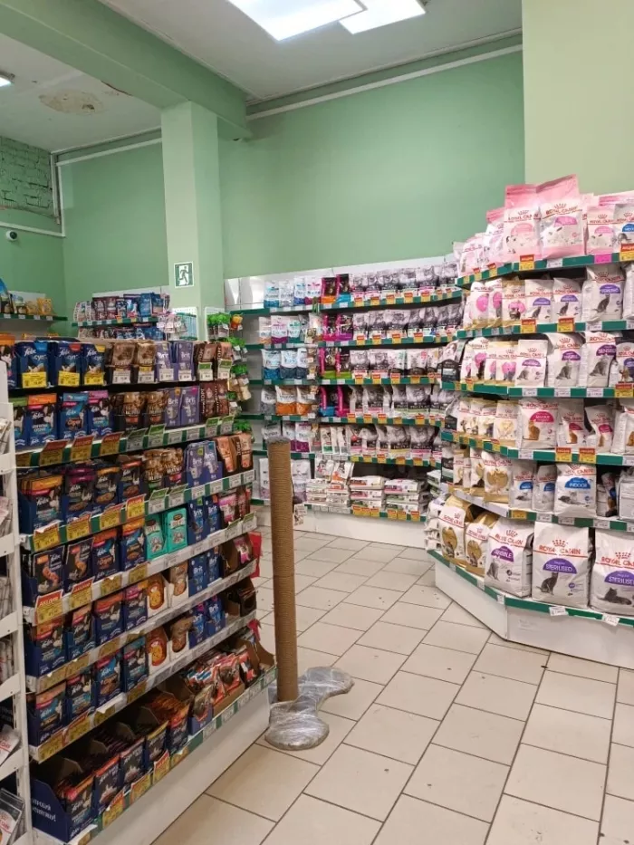 Зоомагазин "Любимчик" на Красного Знамени.