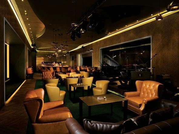 Ресторан Centro Bar and Lounge (Kerry Hotel Beijing) в Пекине: Ресторан, Кафе, Классическая кухня, Китайская кухня, Доставка,