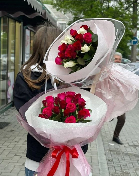 Цветочный магазин Vira Rose в Ростове-на-Дону: Цветочный, Букеты, Букеты невесты, Подарки, Горшечные растения,