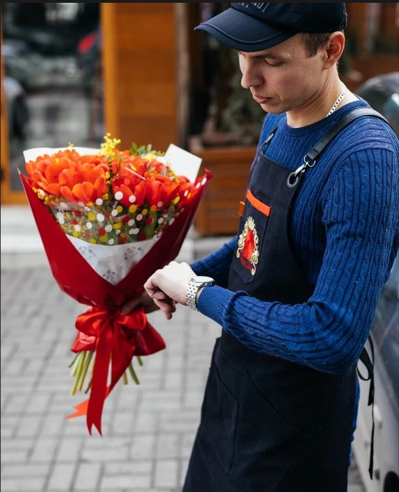 Цветочный магазин Гран-При Цветочное кафе в Ростове-на-Дону: Цветочный, Букет невесты, Букет , Горшечные растения , Подарки,