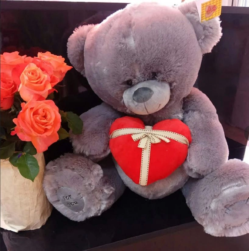 Цветочный магазин "Первоцветы".