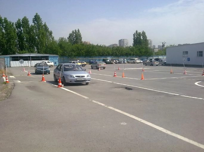 Автошкола Мосавто на проспекте Маршала Жукова, 30/95 в Ростове-на-Дону: Автовождение, Авто курсы, Водительские курсы, Обучение водителей,