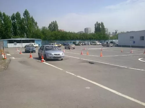Автошкола Мосавто на улице Извилистая, 17  в  Ростове-на-Дону