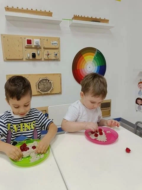 Центр раннего развития детей Бэби-клуб в Ростове-на-Дону: Ясли, Дети 1+, Детский сад, Воспитание детей,