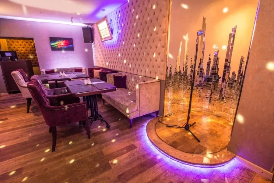 Коктейльный бар Cocos в Сочи: Клуб, Танцы, Танцпол, Паб, Ресторан,
