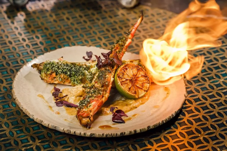 Ресторан Coya в Дубаи: Кухня фьюжн, Кухня Перу , Стильный ресторан , Дискотеки , Первоклассные коктейли , Латиноамериканская культура ,