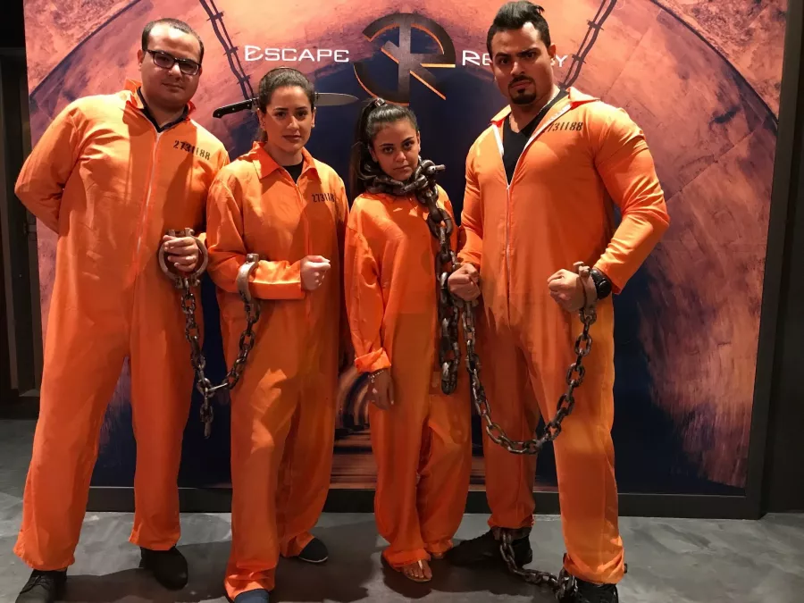 Квест Escape Reality в Дубаи: Загадки , Интерактивная реальность , Головоломки , Побег , Актеры ,