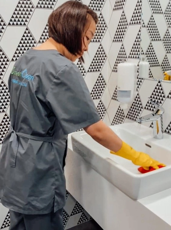 Клининговая компания Green Clean в Краснодаре: Клининг, Генеральная уборка, Химчистка мебели, Мытьё окон, Озонирование, Профессиональная этика,