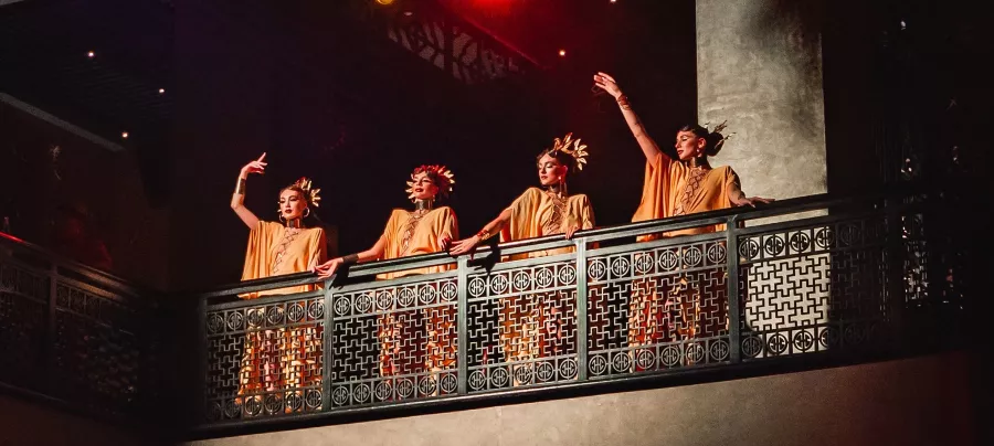 Бар Buddha Bar в Дубаи: Паб , Вечеринки , Изысканные блюда , Диджей , Бар , Зрелища,