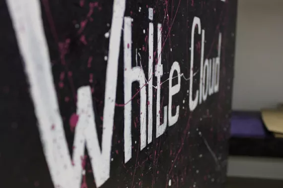 Вейп-шоп "White Cloud".