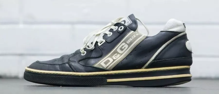 Химчистка обуви Sneaker Клин в Краснодаре: Ремонт обуви, Химчистки одежды, Покраска, Кастомизация, Профессиональная работа, Реставрация,