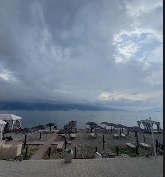 Пляж Нептун в Новороссийске: Вода, Море, Сапсерф, Шезлонг, Черное Море, Пляж, Батут, Массаж,