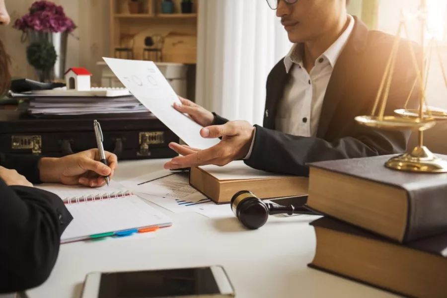 Нотариус в Ереване Notary Ani Mutafyan в Ереване: Нотариальные Услуги, Удостоверение Сделок, Выдача Свидетельств, Документы на Хранение,