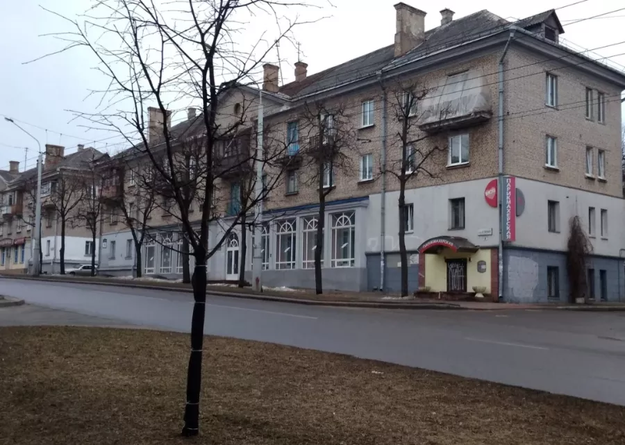 Студия-парикмахерская Моя в Минске: Детская стрижка, Свадебные прически, Прикорневой объём волос, Ботокс волос, Чистка лица, Наращивание гелем, Окрашивание ресниц, Мужской маникюр,