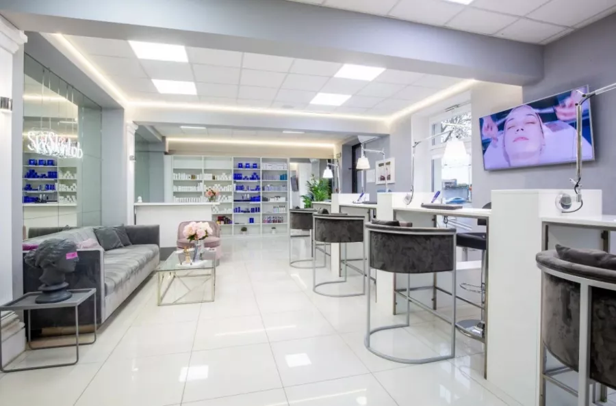 Лаборатория красоты SkinLab в Минске: Инъекционные процедуры, Лазерная косметология, Спортивный массаж, Оздоровительный массаж, Мужской маникюр, Озонотерапия, Антицеллюлитный массаж, Педикюр,