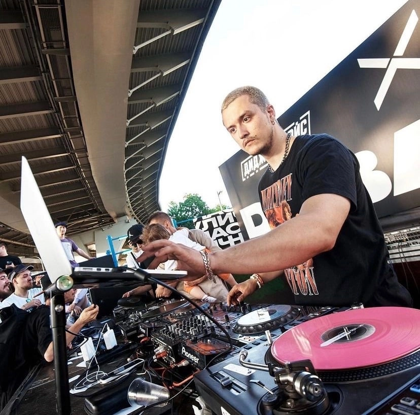 Профессиональная школа диджеинга DJ PLACE в Санкт-Петербурге: Кастомизация, Очные курсы, Обучение, Курсы,