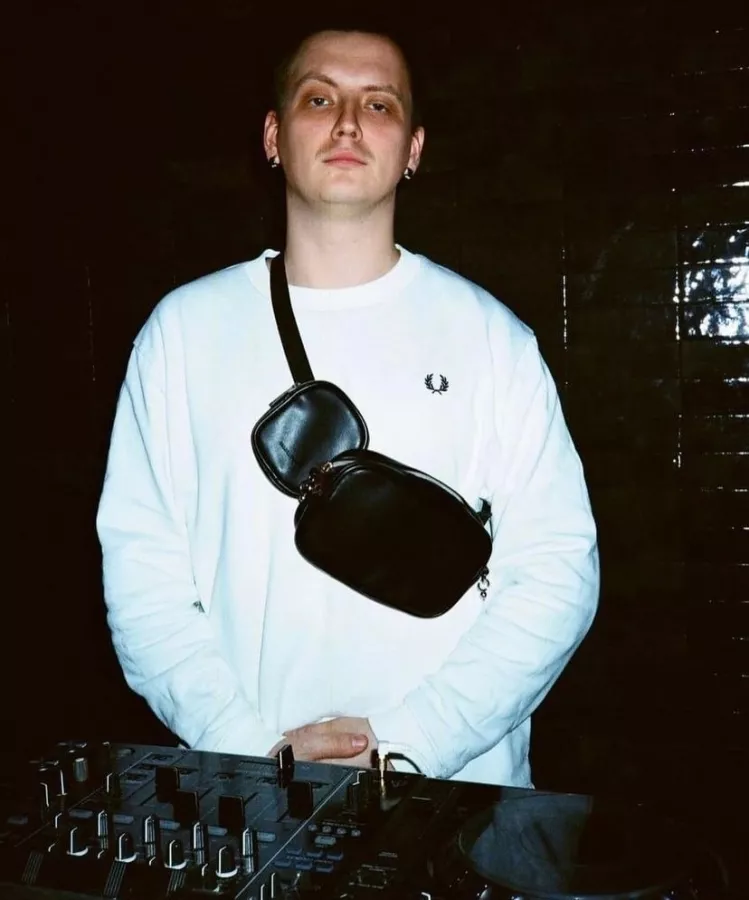 Профессиональная школа диджеинга DJ PLACE в Санкт-Петербурге: Кастомизация, Очные курсы, Обучение, Курсы,