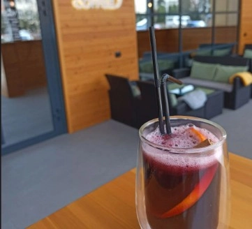 Кофейня Easy coffee в Адлере: Кофе, Прохладные напитки, Терраса, Кондитерские изделия, Доставка,