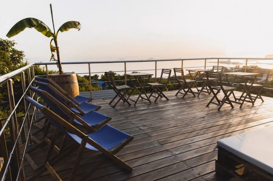 Гостиница Brig House в Туапсе: Можно с животными, Детский уголок, SPA, Гостиница, Кондиционер в номерах, Прачечная,