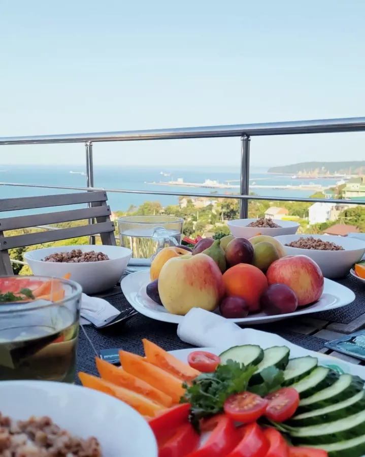 Гостиница Brig House в Туапсе: Можно с животными, Детский уголок, SPA, Гостиница, Кондиционер в номерах, Прачечная,