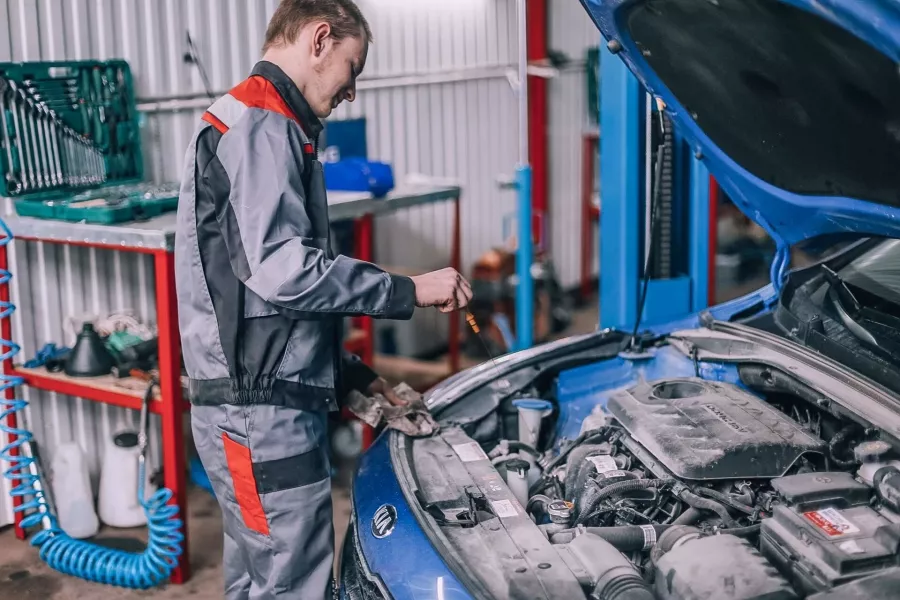 Автосервис Check Engine в Туапсе: Автосервис, Тёплая мойка самообслуживания, Аренда тёплого бокса, Бесконтактная мойка, Автомойки, Услуги по замене масла,
