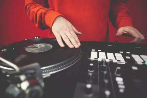 Школа диджеинга DeejaysCool  в  Нижнем Новгороде