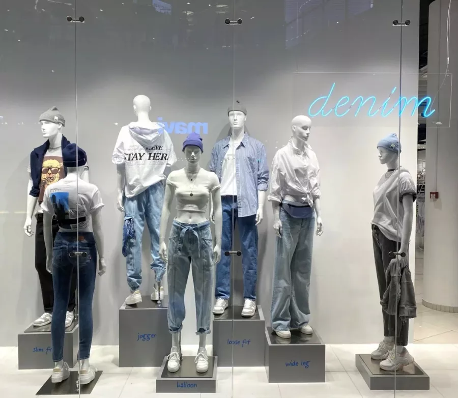 Магазин одежды Gloria Jeans в Туапсе: Магазин одежды, Доставка, Мужская одежда, Женская одежда, Джинсовая одежда, Детская одежда,
