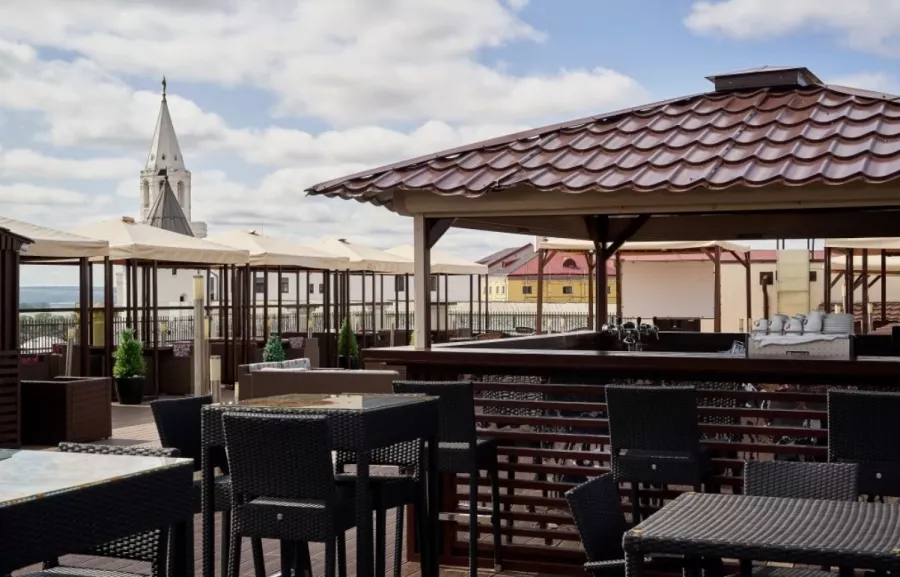 Панорамный ресторан-бар The Terrace в Казани: Панорамный ресторан, Винный ресторан, Европейская кухня, Заказ столиков, Заказ навынос, Винная карта, Итальянская кухня, Паназиатская кухня,