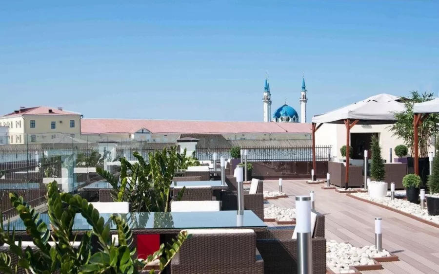 Панорамный ресторан-бар The Terrace в Казани: Панорамный ресторан, Винный ресторан, Европейская кухня, Заказ столиков, Заказ навынос, Винная карта, Итальянская кухня, Паназиатская кухня,